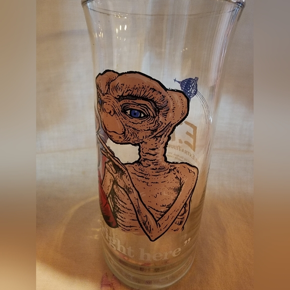 Vintage 1982 E.T. Pizza Hut Collectible Series Glassware - Picture 3 of 7